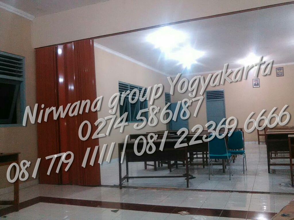 Proyek Penyekat Ruangan Folding Door SMA Jetis Yogyakarta 