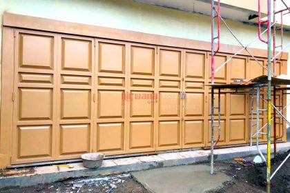 pintu lipat garasi henderson