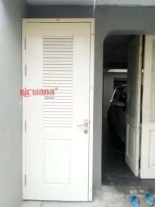 Pemasangan Pintu Single Door di Jalan Soragan Yogyakarta 