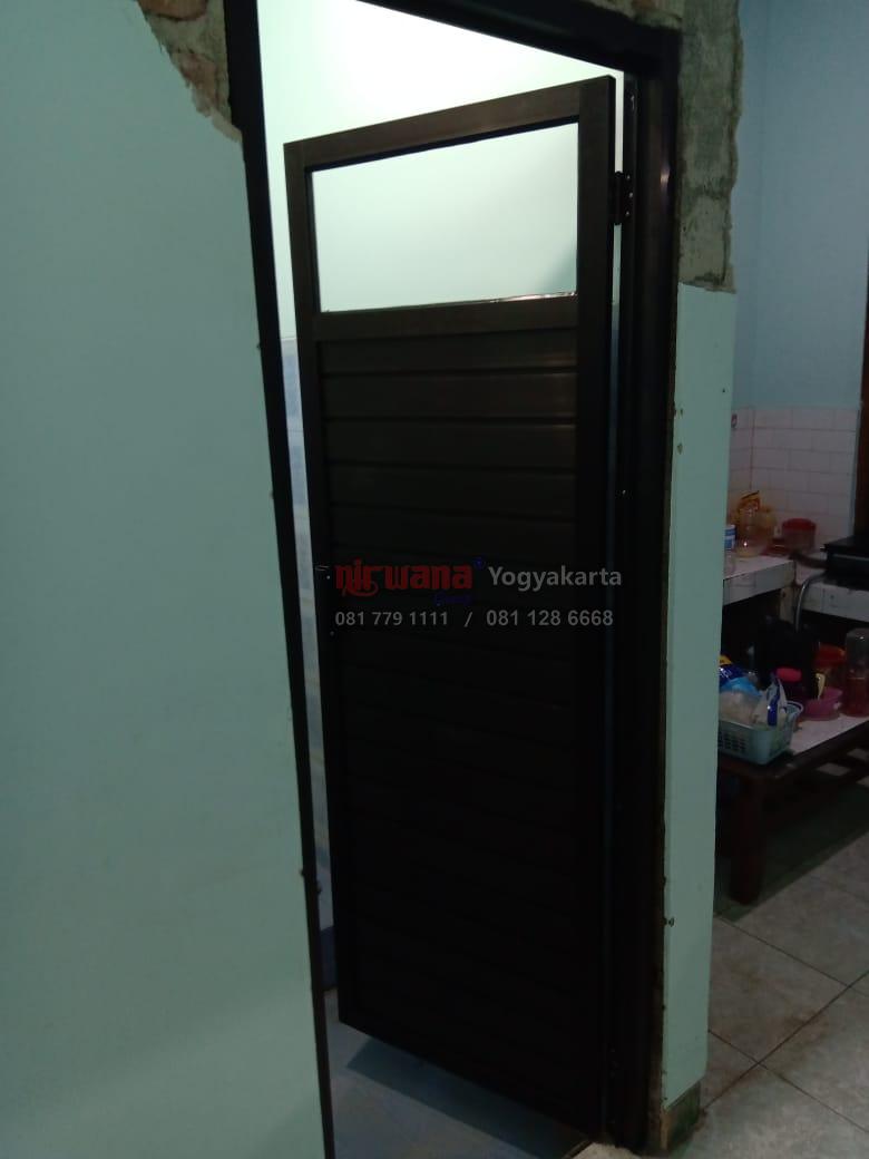 Pintu Kamar Mandi Aluminium Di Panjatan Kulonprogo Yogyakarta Nirwana Group Yogyakarta