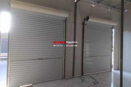 Pemasangan Pintu Rolling Door One Sheet Polos Terbaik di Solo, Jawa Tengah