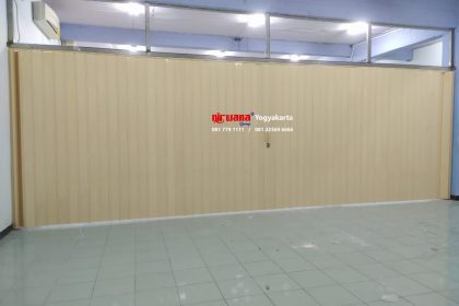 Pemasangan Folding Door PVC di Akademi Seni Rupa dan Desain MSD Wirogunan Yogyakarta