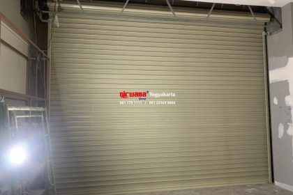 Pemasangan Rolling Door Electric Full Perforated 0,8mm di Oneda Pakuwon Mall Yogyakarta