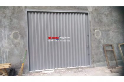 Pemasangan Pintu Folding Gate Standart 0,5mm di Wonogiri Jawa Tengah