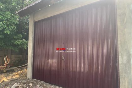 Pemasangan Folding Gate Premium 1,2mm di Singosari, Pulopancikan, Gresik, Jawa Timur.