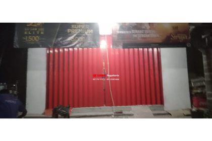 Pemasangan Pintu Folding Gate Standart dengan ketebalan 0,5mm di Pleret, Bantul, Yogyakarta