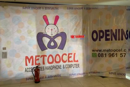 Pemasangan Rolling Door One Sheet Full Perforated di Metoocell Malioboro Mall Yogyakarta.