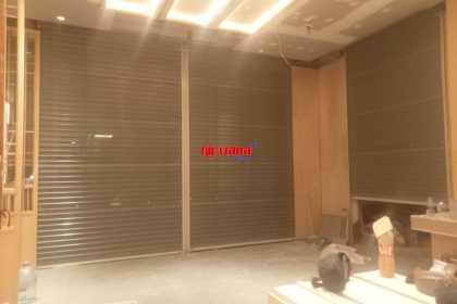 Pemasangan Rolling Door One Sheet Full Perforated di Ramen1 Jogja City Mall Yogyakarta