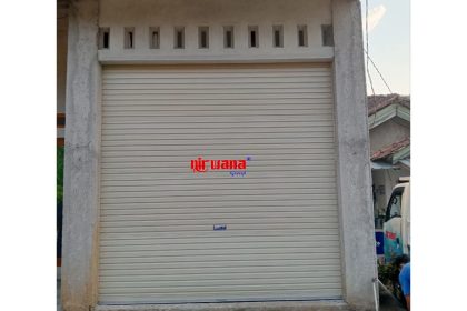 Pemasangan Rolling Door One Sheet Polos di Ngrancah Grabag, Magelang, Jawa Tengah.