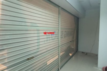 Pemasangan Rolling Door One Sheet Full Perforated di Alfamart Jogjakarta International Hospital