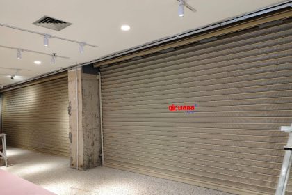 Pemasangan Rolling Door Electric Full Perforated 1,2mm di Selfie Time Pakuwon Mall Solo, Jawa Solo.