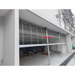 Pemasangan Rolling Grille Stainless di Gedung HIK Solo Jawa Tengah.