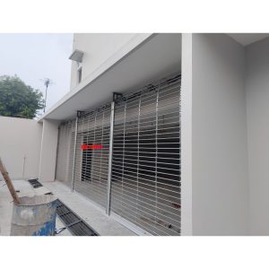 Pemasangan Rolling Grille Stainless di Gedung HIK Solo Jawa Tengah.