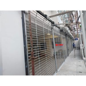 Pemasangan Rolling Grille Stainless di Gedung HIK Solo Jawa Tengah.