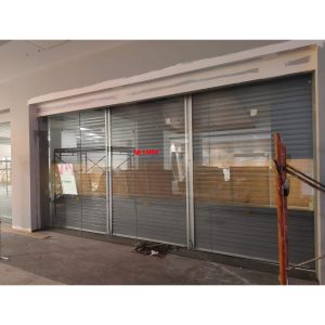 Pemasangan Rolling Door One Sheet 70cm Perforated di Erafone Plaza Udayana Mall Bali