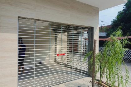 Pemasangan Rolling Grille Aluminium di Gg Manuk Beri Rejowinangun Kotagede Yogyakarta.