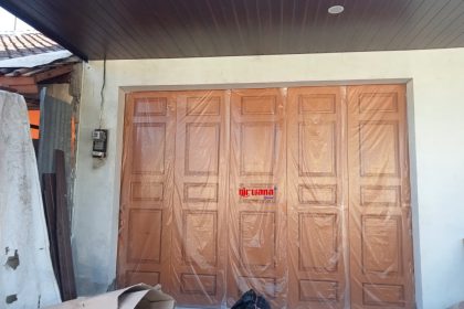 Pemasangan Pintu Sliding Premium Ekonomis di Sidomukti Kraton Yogyakarta.