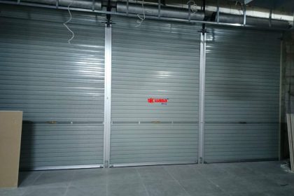 Pemasangan Rolling Door One Sheet Full Perforated di Miniso Jogja City Mall