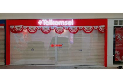 Pemasangan Rolling Door One Sheet Full Perforated di Telkomsel Bandara Ngurah Rai Bali