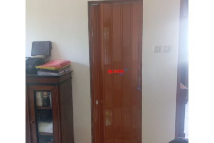 Pemasangan Folding Door PVC di Sedayu Bantul Yogyakarta.