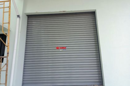 Pemasangan Rolling Door Industri Chainblock Polos 1,2mm di Boyolali Jawa Tengah