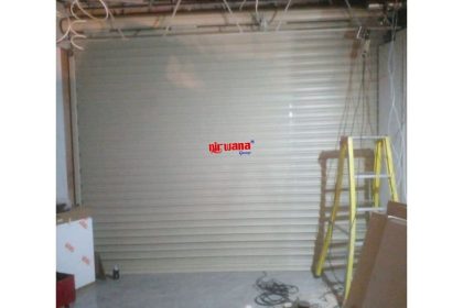 Pemasangan Rolling Door Electric Full Perforated 1,0mm di My Feet Tunjungan Plaza 6 Surabaya