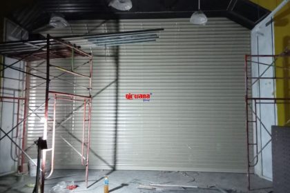 Pemasangan Rolling Door Electric Full Perforated 1,2mm di OH! SOME Living World Grand Wisata Bekasi