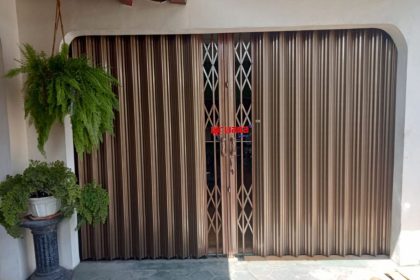 Pemasangan Folding Gate Premium 0,8mm di Brontokusuman Mergangsan, Yogyakarta.