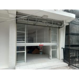 Pemasangan Rolling Grille Aluminium di Jl Falatehan I, Melawai, Jakarta Selatan