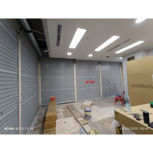 Pemasangan Rolling Door One Sheet Full Perforated di Ibox Mall Festival Citilink Bandung