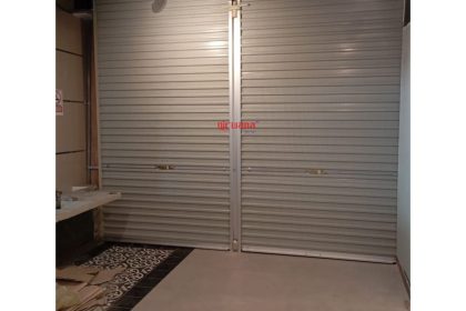 Pemasangan Rolling Door One Sheet Full Perforated di Marugame Udon Toserba Yogya Sukabumi