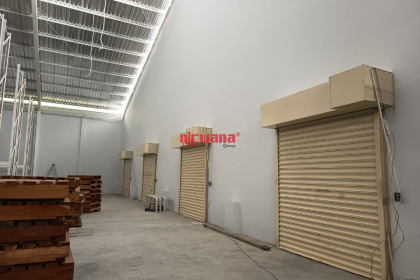 Pemasangan Rolling Door Electric Polos Ketebalan 1,6mm CV Crystal di Banyuwangi