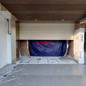 Pemasangan Rolling Door Elektrik Lavonne Jewelry Sunset Road Bali 