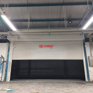 Pemasangan Rolling Door Electric Polos 0,8mm PT Indowin Engineering Indonesia Lamongan