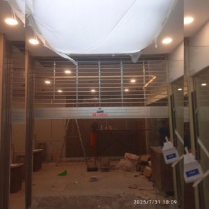 Pemasangan Rolling Grille Aluminium di BNI Tropodo Sidoarjo