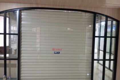 Rolling Door One Sheet Full Perforated di Rumah Sakit Akademik UGM Yogyakarta