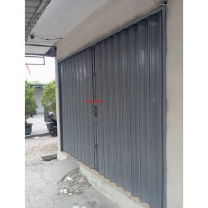 Pemasangan Folding Gate Standart 0,6mm di Kledokan Caturtunggal, Depok, Sleman