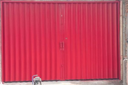 Pemasangan Folding Gate Standart Ketebalan 0,6mm di Sonopakis, Yogyakarta