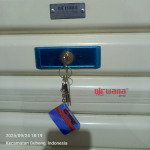 Pemasangan Rolling Door One Sheet di Ngagel Surabaya oleh Nirwana Group Surabaya