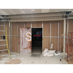 Pemasangan Rolling Door Electric Full Perforated 1,0mm di UBS Gold Pakuwon Mall Solo
