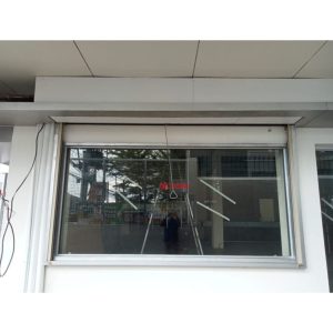 Pemasangan Rolling Door One Sheet 30cm Perforated di Jl Godean Yogyakarta
